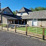 La Scierie, Maison Familiale, *