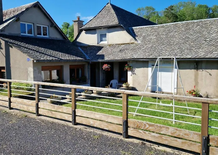 La Scierie, Maison Familiale, *