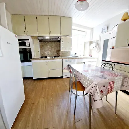 La Scierie, Maison Familiale,